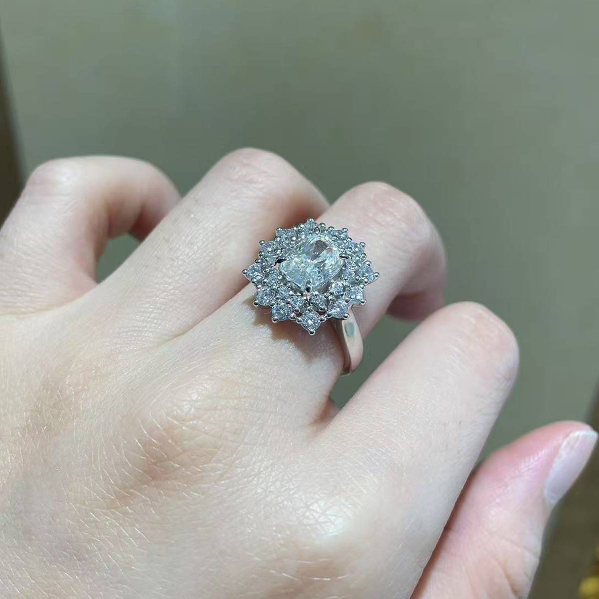 Luxury Cushion Sunflower Women's Ring S925 Silver Plated Platinum Customized Selection Main Stone Moissanite 2.0ct/Side Stone Cubic Zirconia